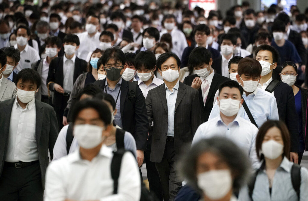 APTOPIX Virus Outbreak Japan